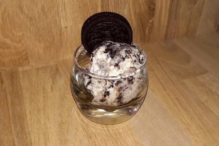 Glace aux Oreos SANS sorbetière - Volupta cuisine Glace aux Oreos SANS sorbetière - Volupta cuisine